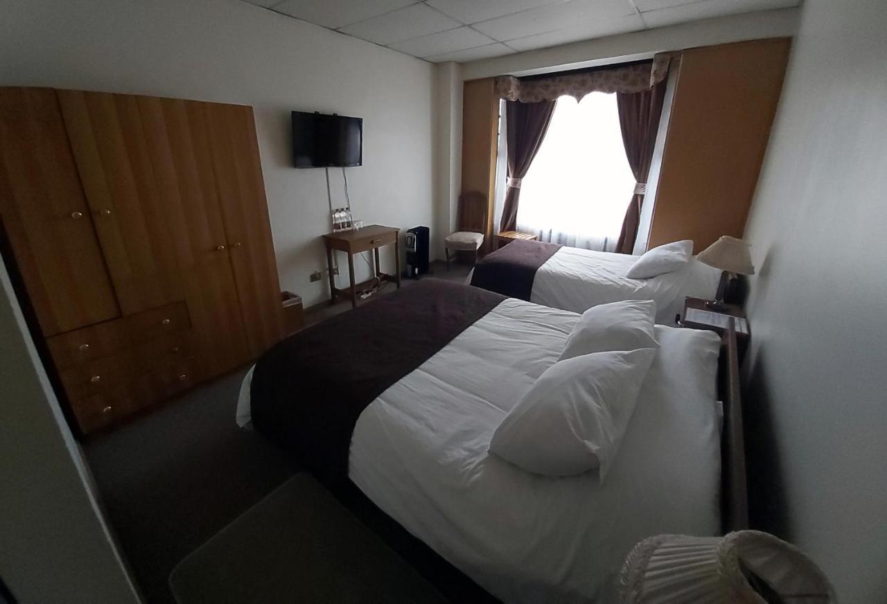 Hotel Esmeralda 카스트로 외부 사진
