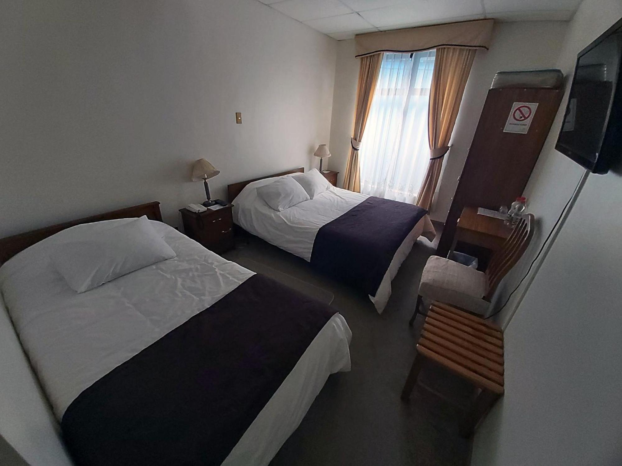 Hotel Esmeralda 카스트로 객실 사진
